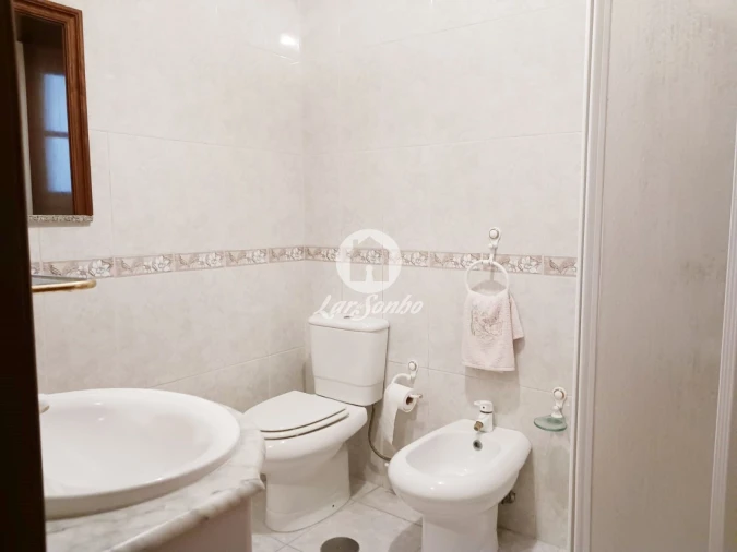 Moradia T3 para Venda em Lordelo Foto 7