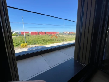Moradia T4 para Venda em Glória e Vera Cruz