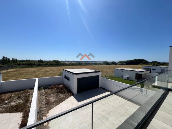 Moradia T4 para Venda em Glória e Vera Cruz Foto 15
