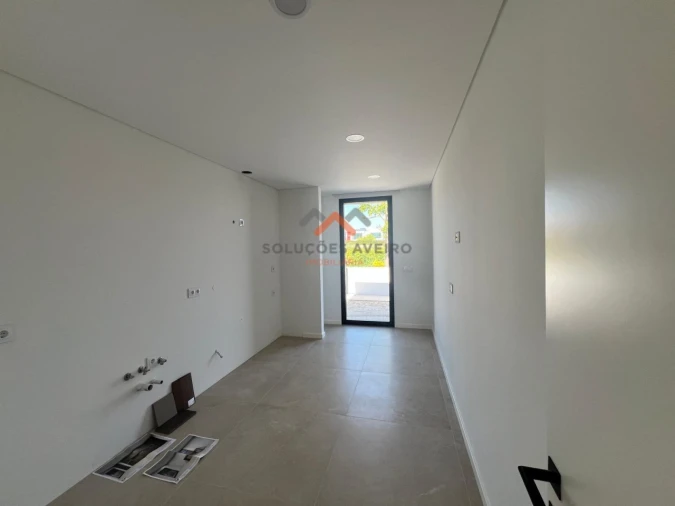Moradia T4 para Venda em Glória e Vera Cruz Foto 30