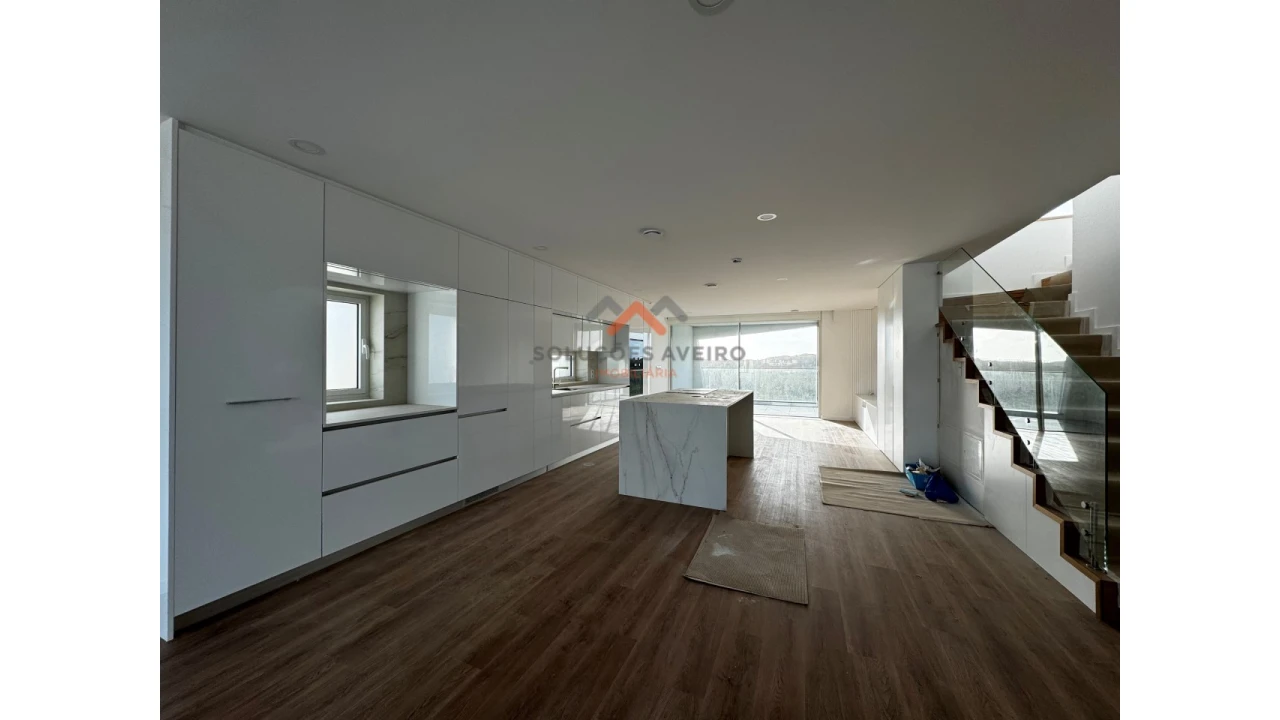 Apartamento T3 para Venda em Gafanha da Encarnação Foto 11