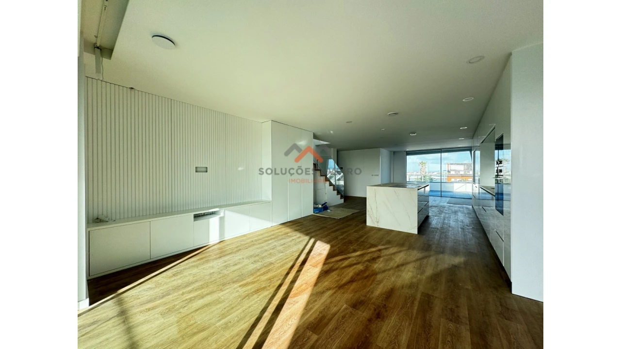 Apartamento T3 para Venda em Gafanha da Encarnação Foto 12