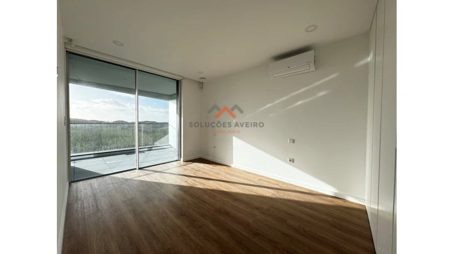 Apartamento T3 para Venda em Gafanha da Encarnação Foto 24