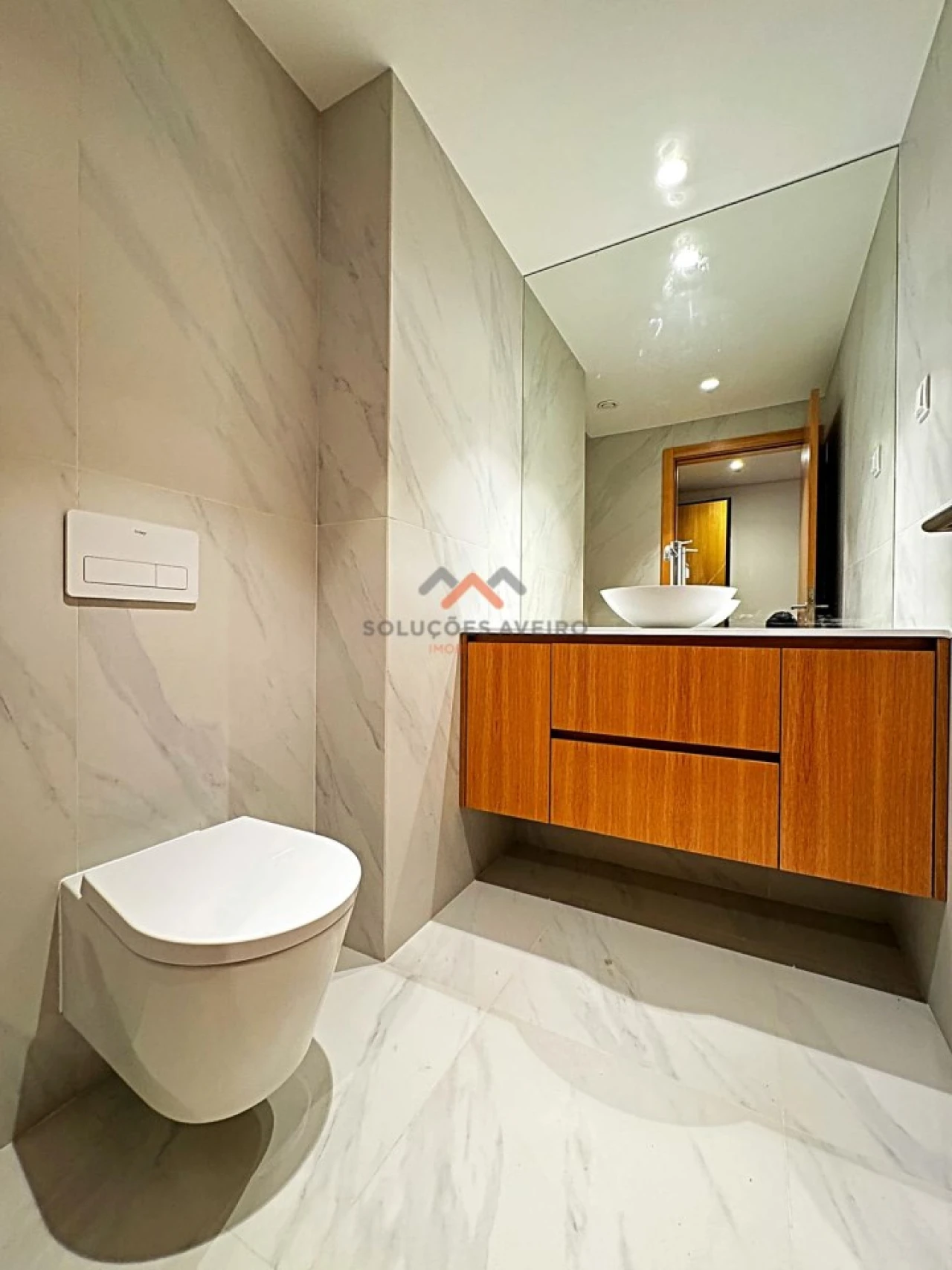 Apartamento T3 para Venda em Glória e Vera Cruz Foto 16