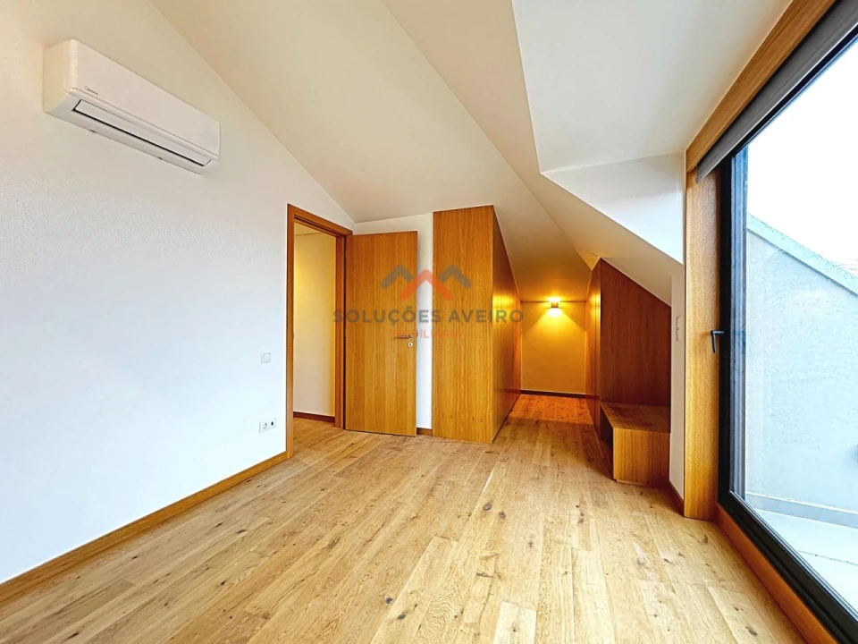 Apartamento T3 para Venda em Glória e Vera Cruz Foto 23
