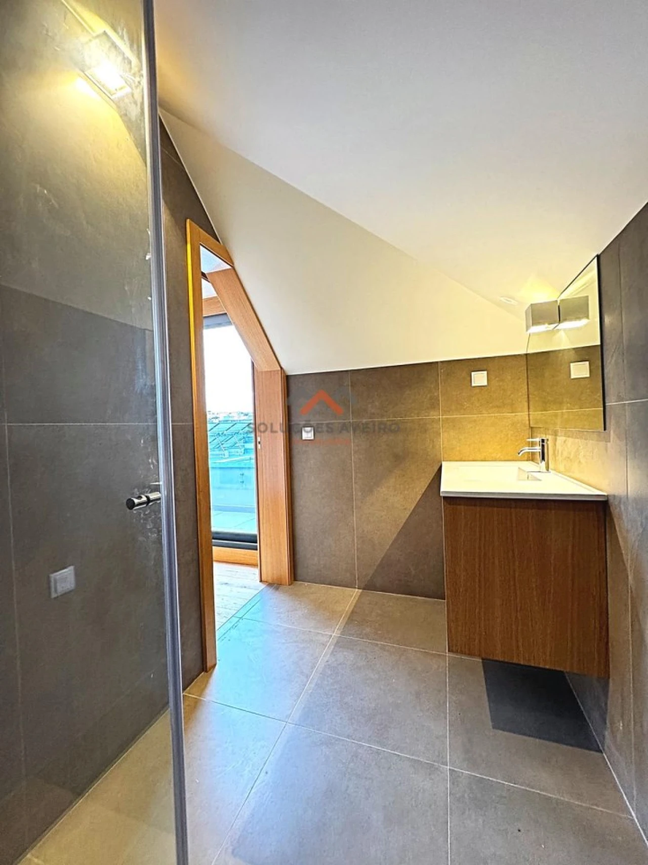Apartamento T3 para Venda em Glória e Vera Cruz Foto 28