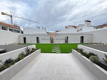 Apartamento T3 para Venda em Glória e Vera Cruz