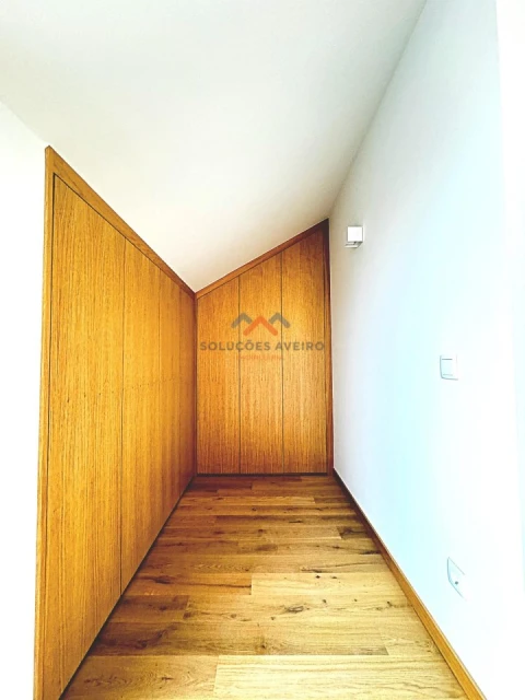 Apartamento T3 para Venda em Glória e Vera Cruz