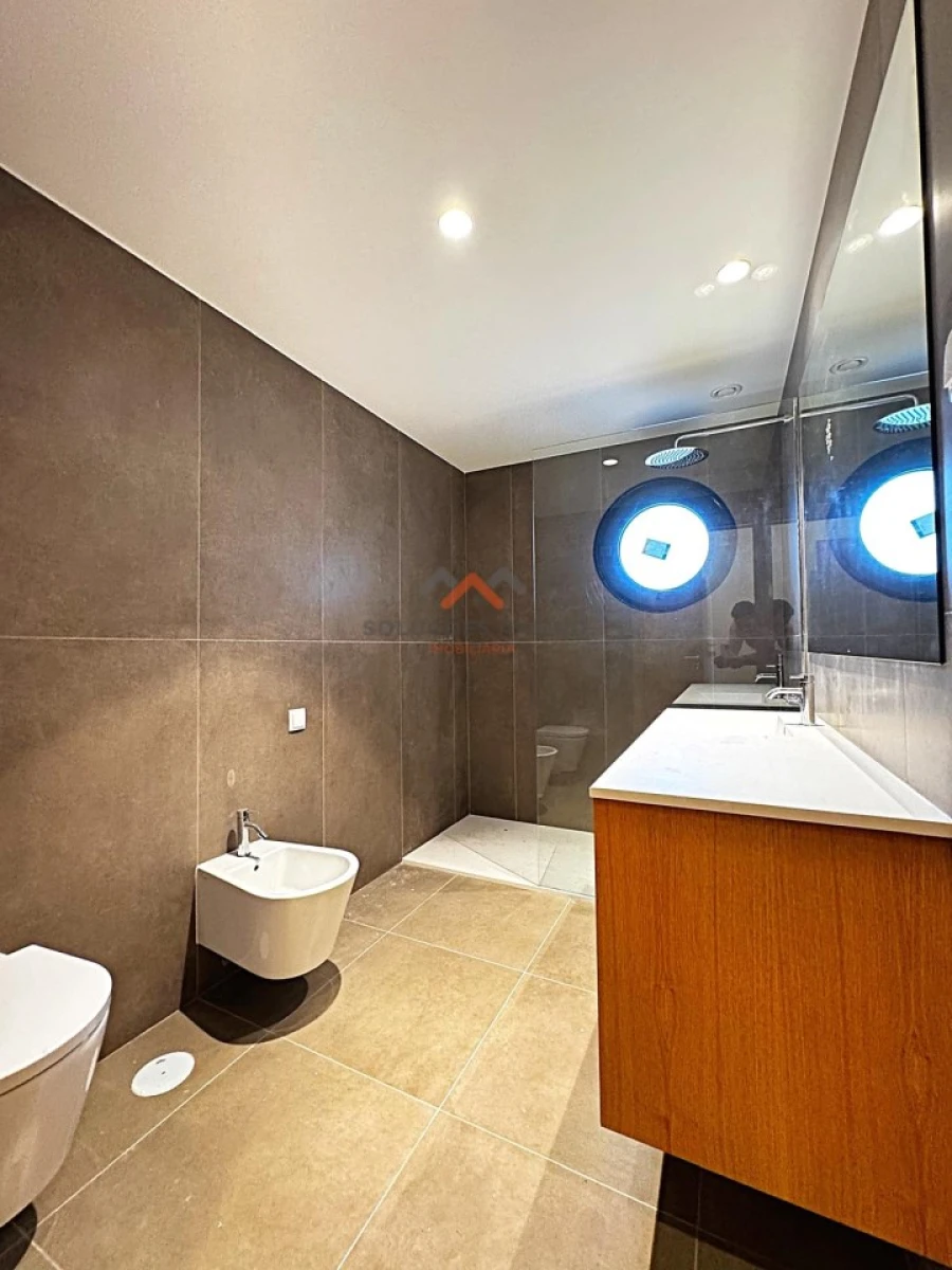 Apartamento T3 para Venda em Glória e Vera Cruz Foto 14