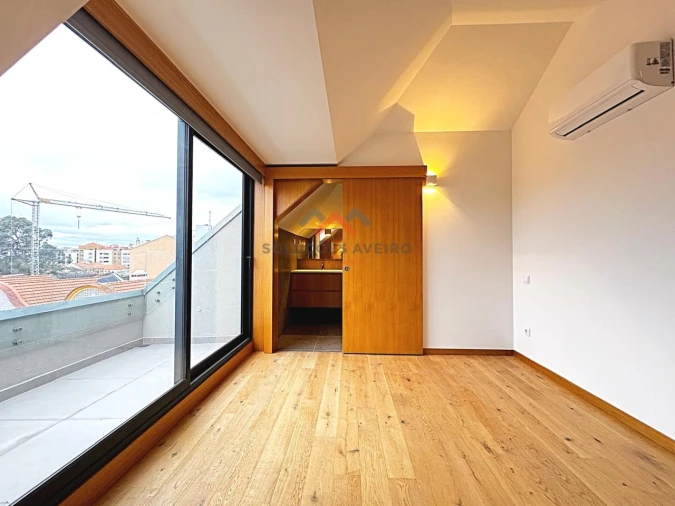 Apartamento T3 para Venda em Glória e Vera Cruz Foto 22
