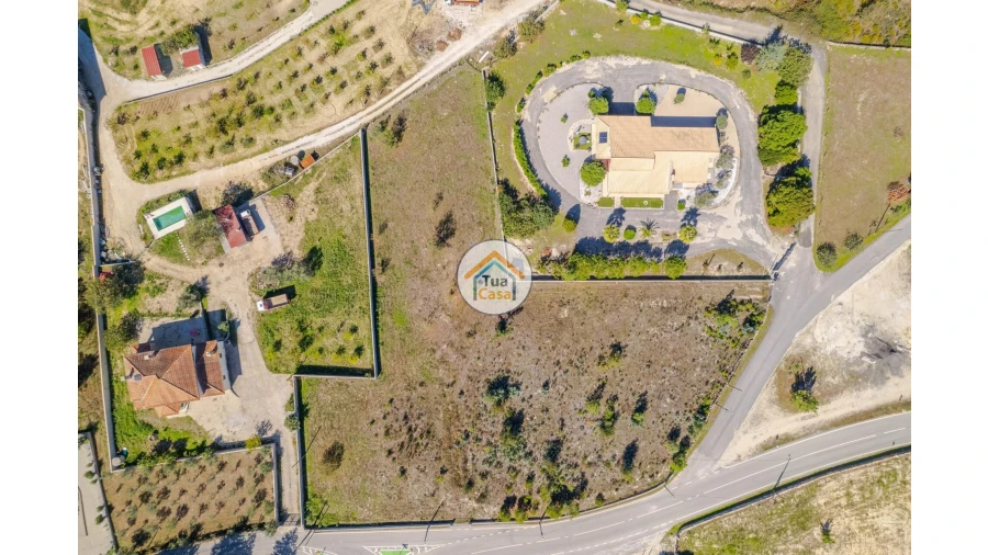 Terreno para Venda em Tavares (Chãs, Várzea e Travanca) Foto 3