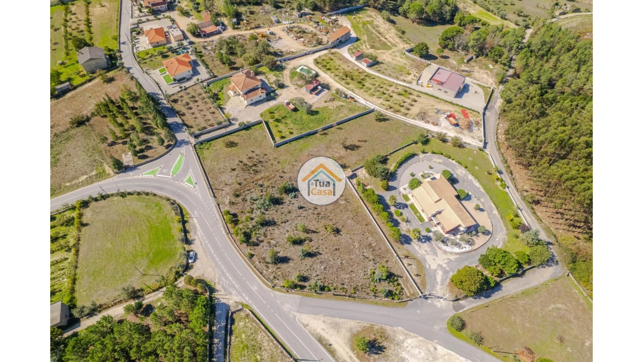 Terreno para Venda em Tavares (Chãs, Várzea e Travanca) Foto 6