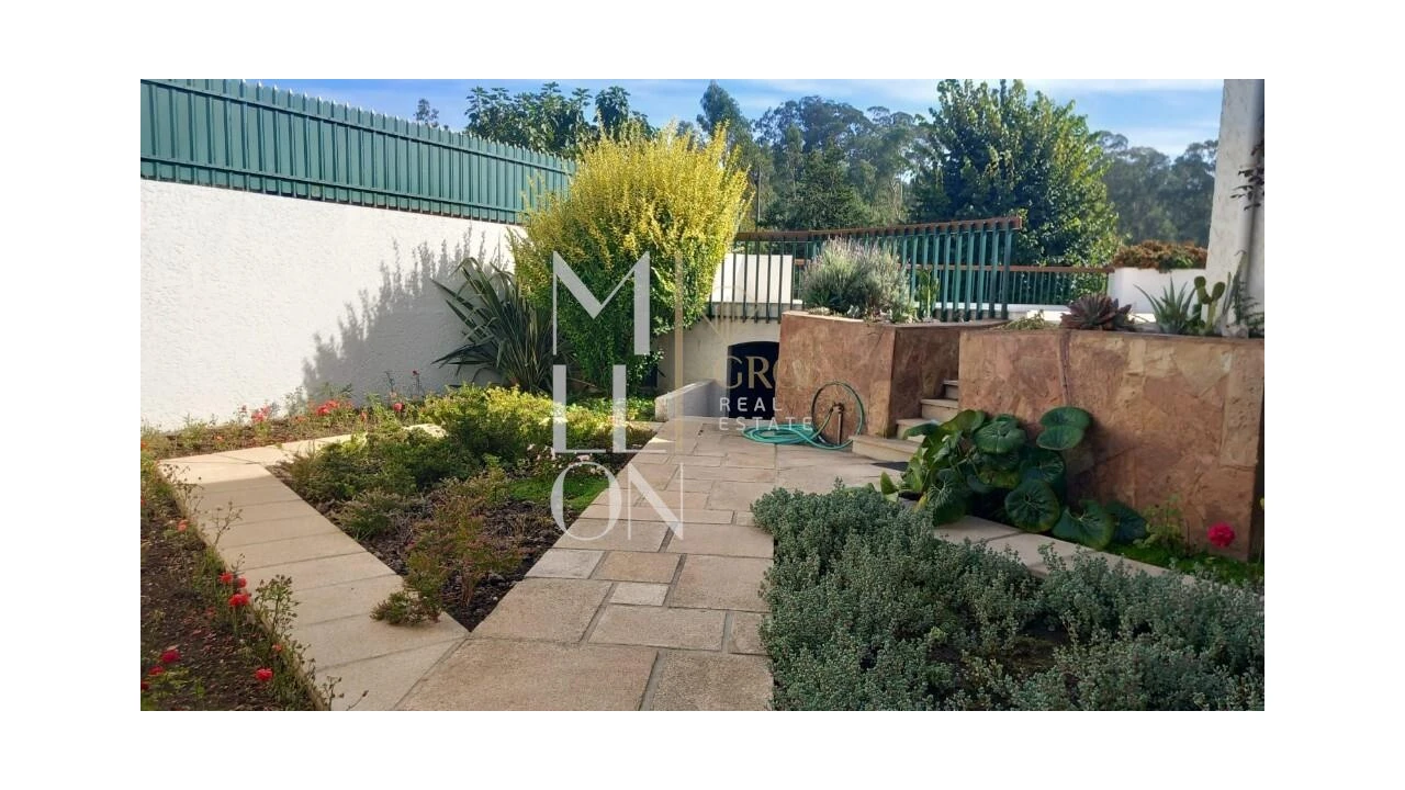 Moradia T4 para Venda em São Roque Foto 13