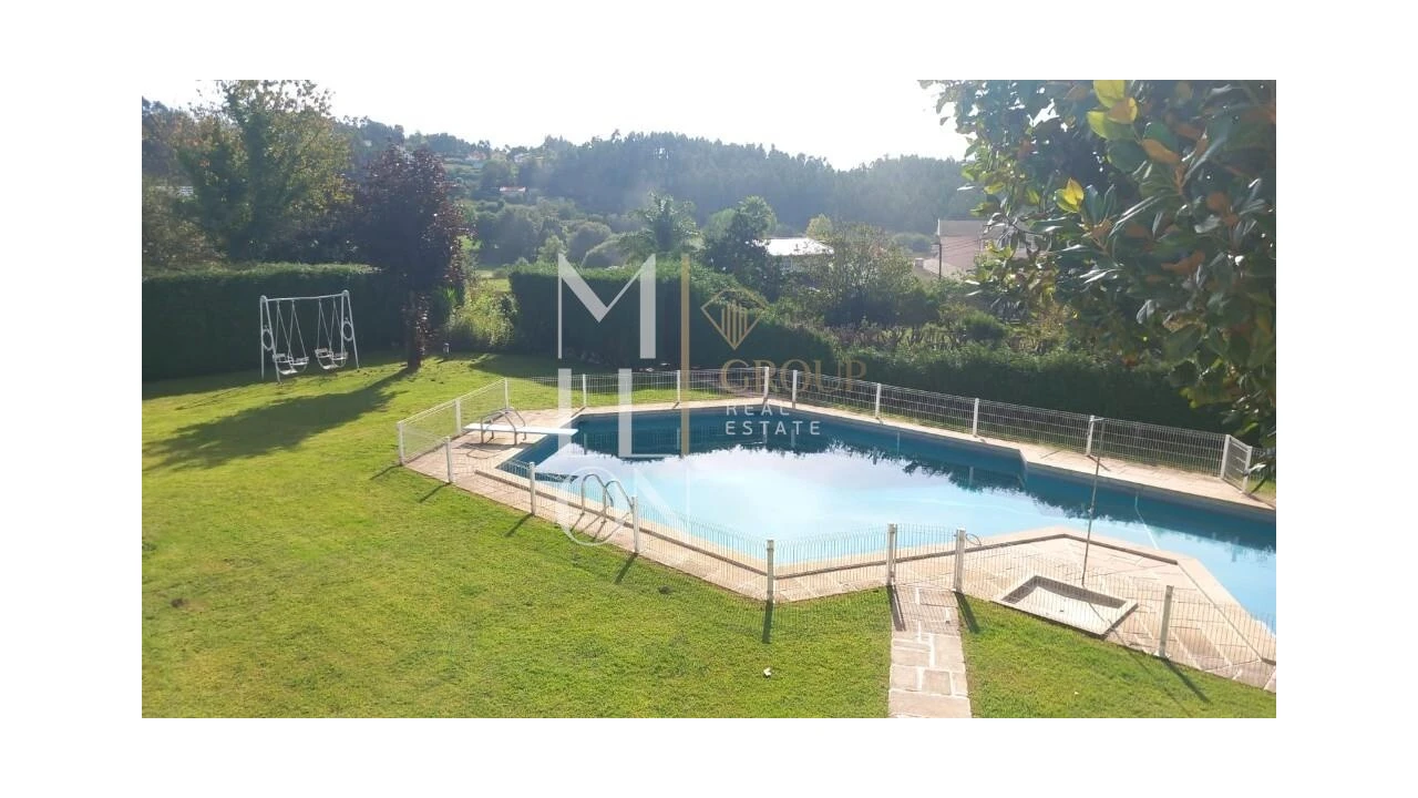 Moradia T4 para Venda em São Roque Foto 5