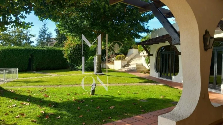 Moradia T4 para Venda em São Roque Foto 9