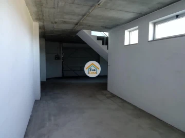 Loja para Arrendamento em Abraveses