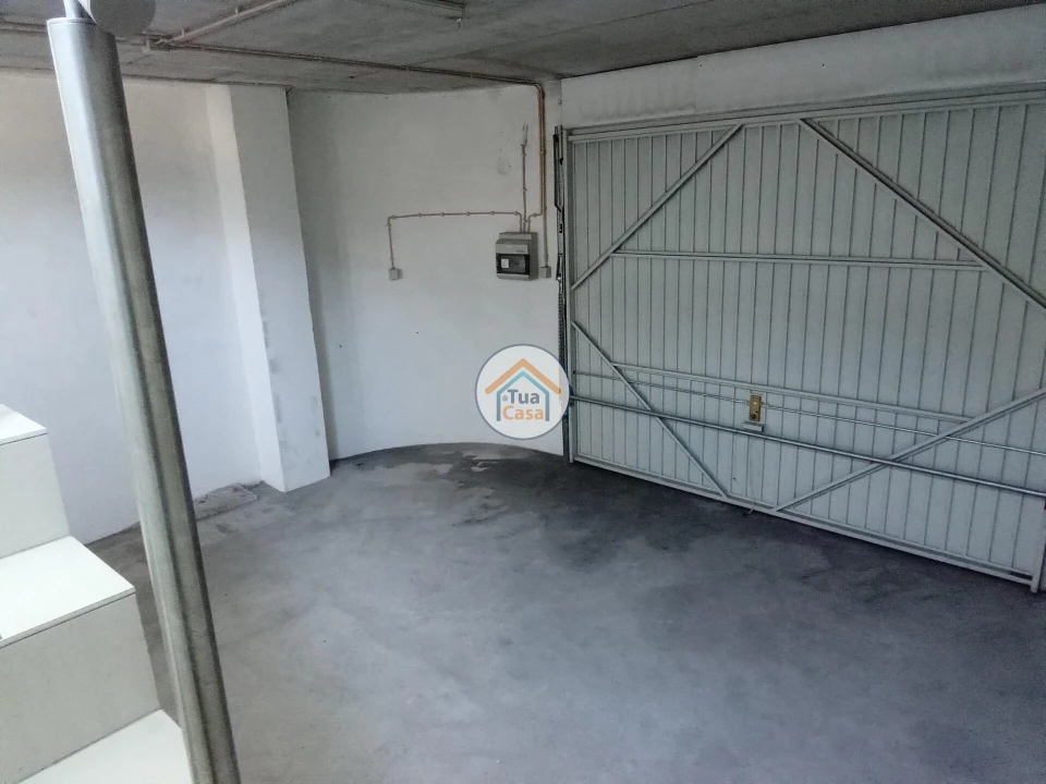 Loja para Arrendamento em Abraveses Foto 5