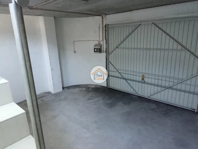 Loja para Arrendamento em Abraveses Foto 5