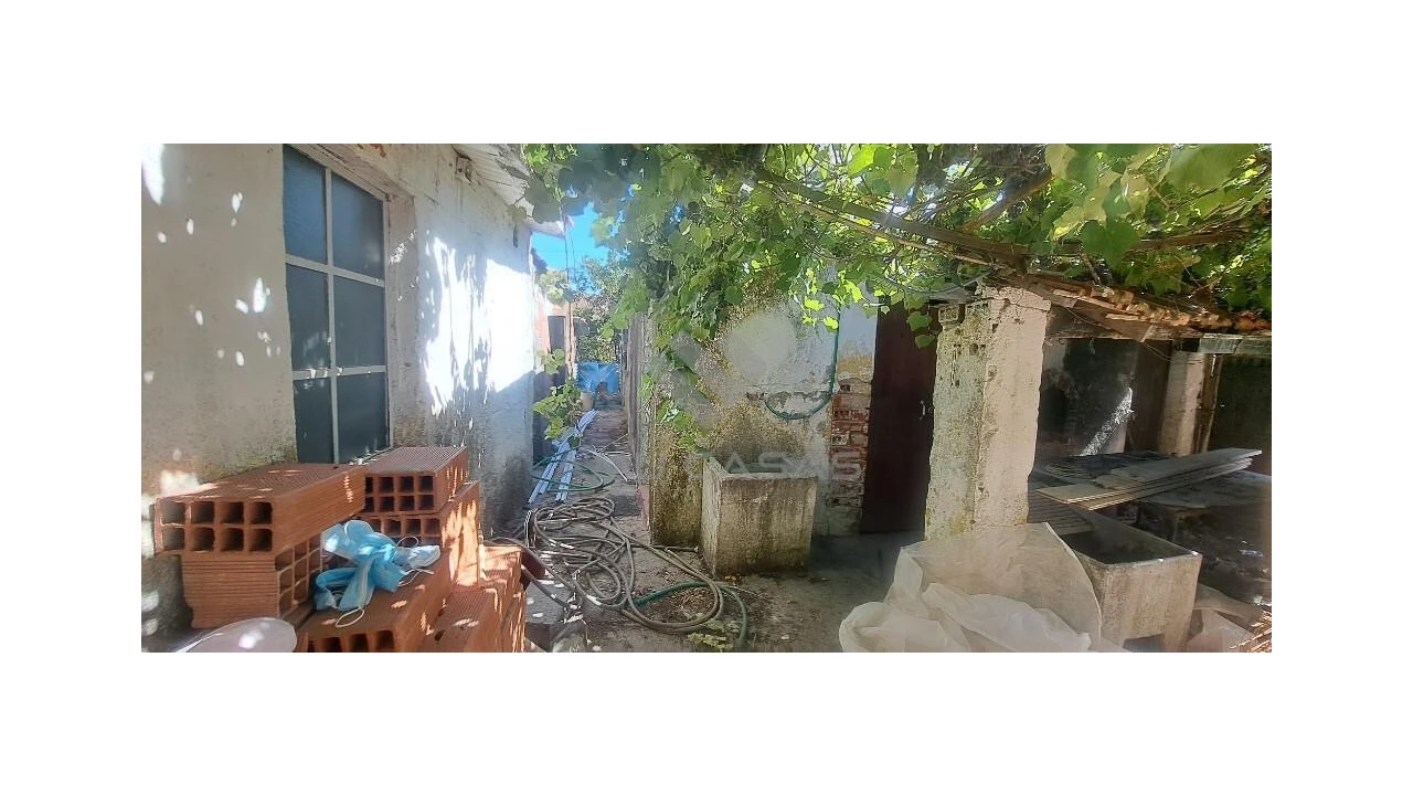 Moradia T2 para Venda em Sé Nova, Santa Cruz, Almedina e São Bartolomeu Foto 7