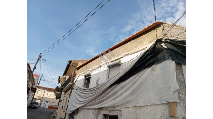 Moradia T2 para Venda em Sé Nova, Santa Cruz, Almedina e São Bartolomeu Foto 13