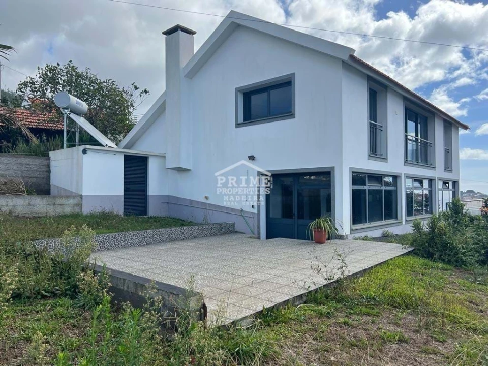 Moradia para Venda em Arco da Calheta Foto 1