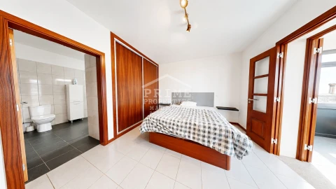 Moradia para Venda em Arco da Calheta