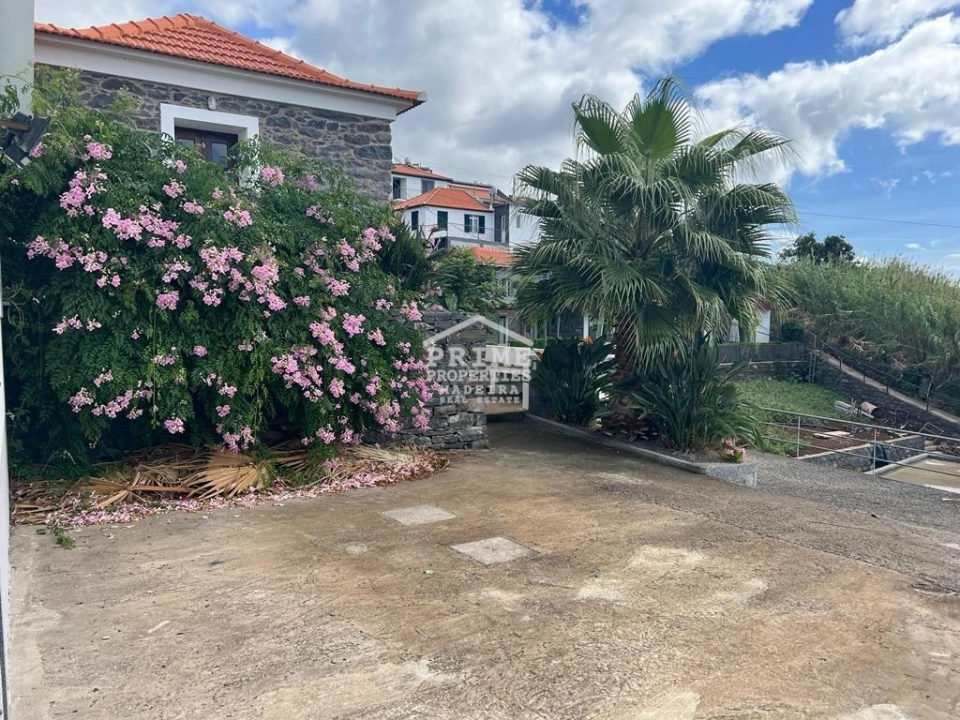 Moradia para Venda em Arco da Calheta Foto 33