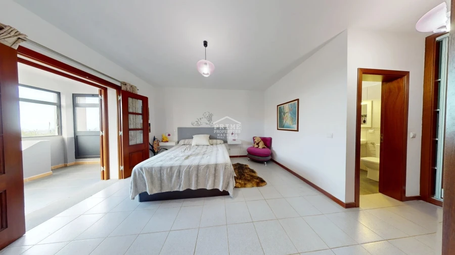 Moradia para Venda em Arco da Calheta Foto 25