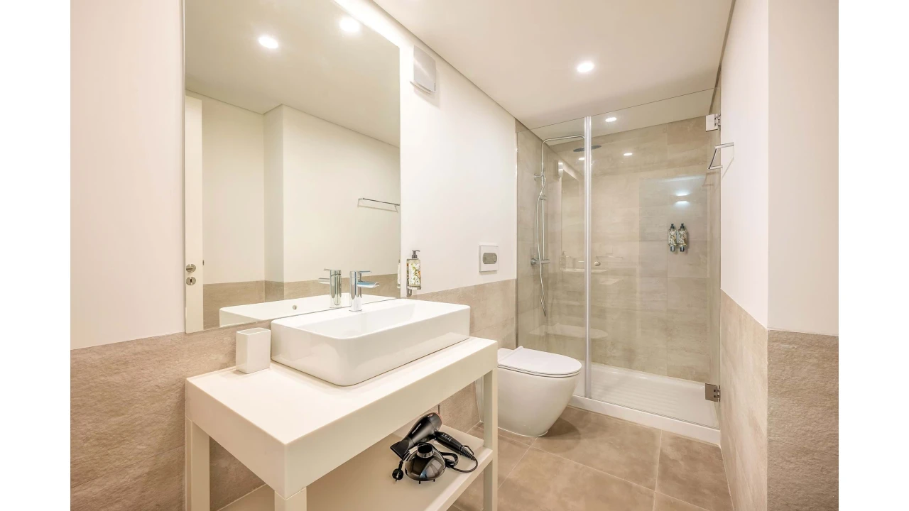 Apartamento T2 para Venda em Santa Marinha Foto 19