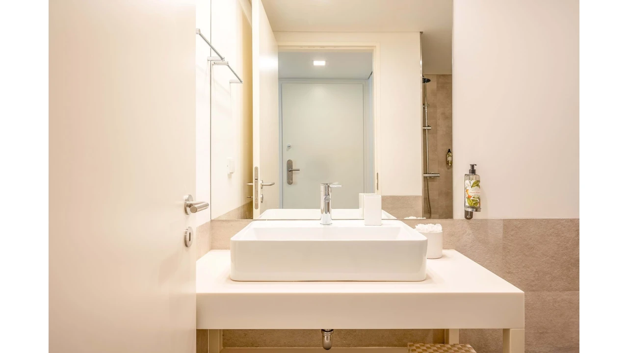 Apartamento T2 para Venda em Santa Marinha Foto 4