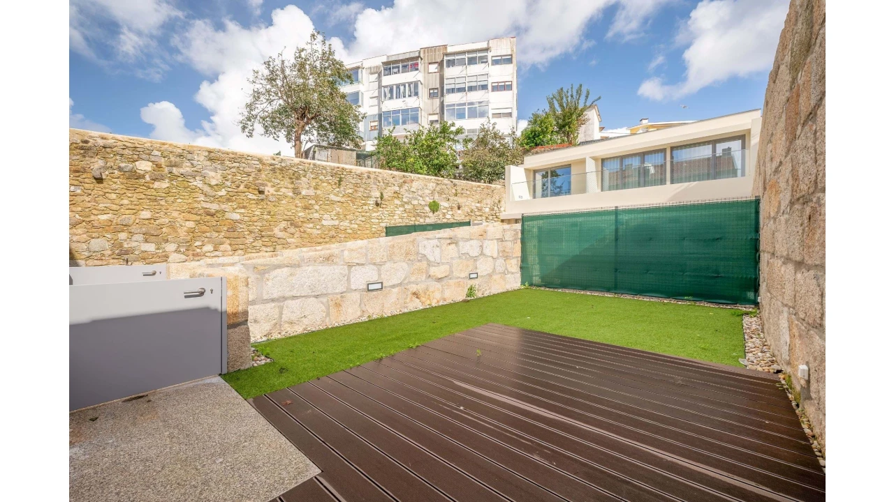 Apartamento T2 para Venda em Santa Marinha Foto 14