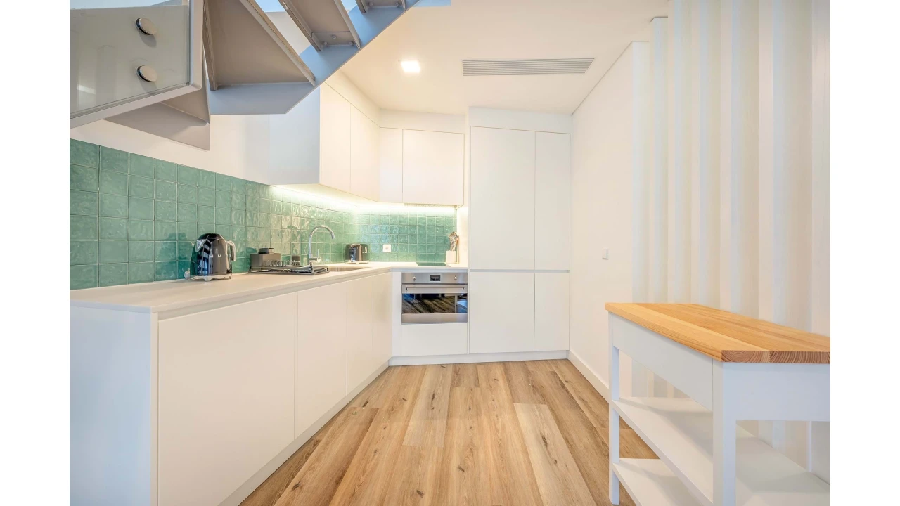 Moradia T2 para Venda em Santa Marinha Foto 4