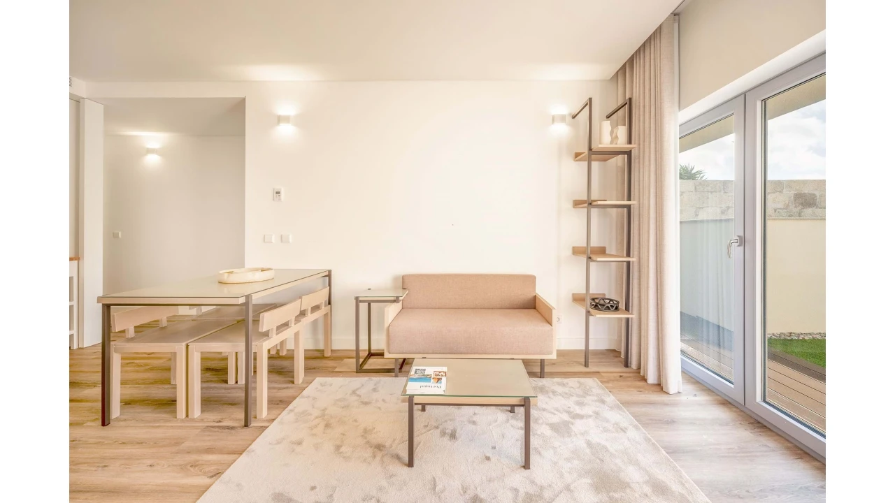 Moradia T2 para Venda em Santa Marinha Foto 25