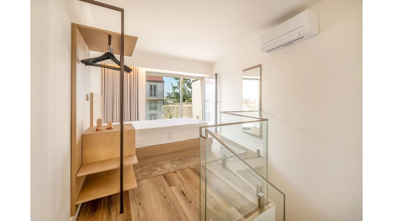 Moradia T2 para Venda em Santa Marinha Foto 17