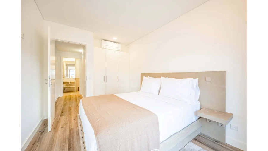 Moradia T2 para Venda em Santa Marinha Foto 9