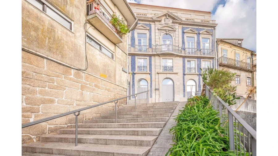 Moradia T2 para Venda em Santa Marinha Foto 30