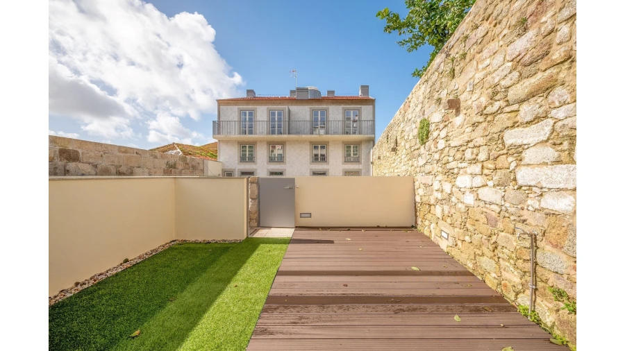 Moradia T2 para Venda em Santa Marinha Foto 20