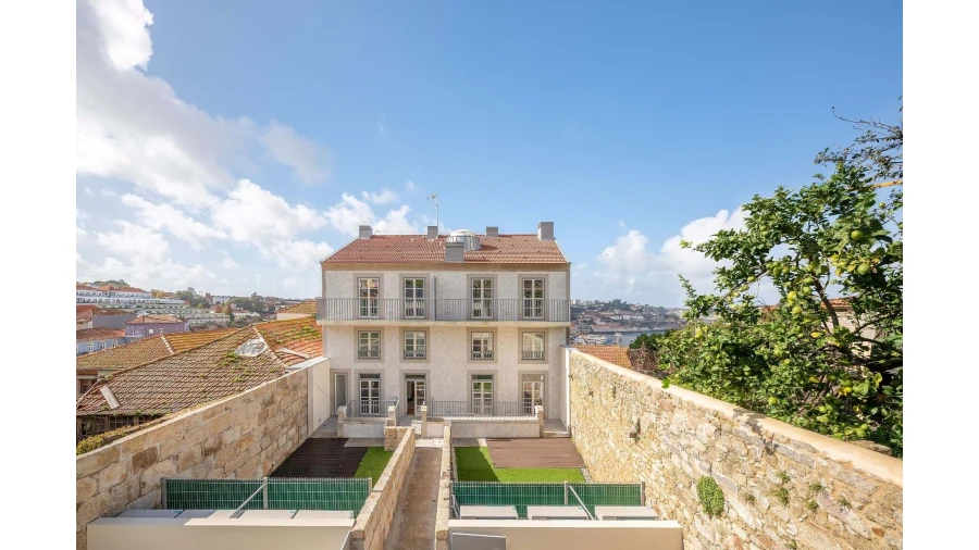 Moradia T2 para Venda em Santa Marinha Foto 15