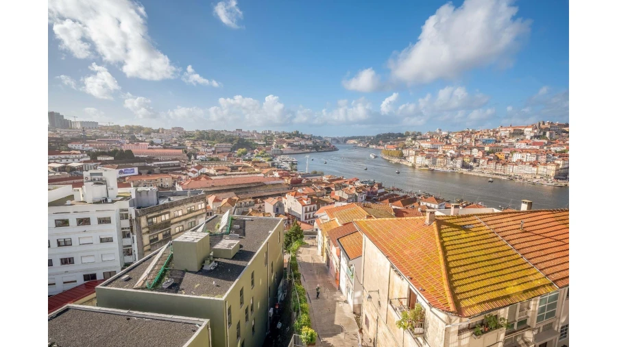 Moradia T2 para Venda em Santa Marinha Foto 27