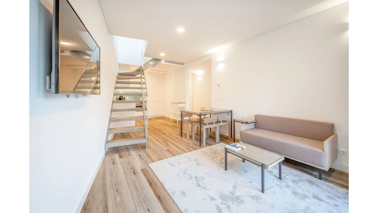 Moradia T2 para Venda em Santa Marinha Foto 2