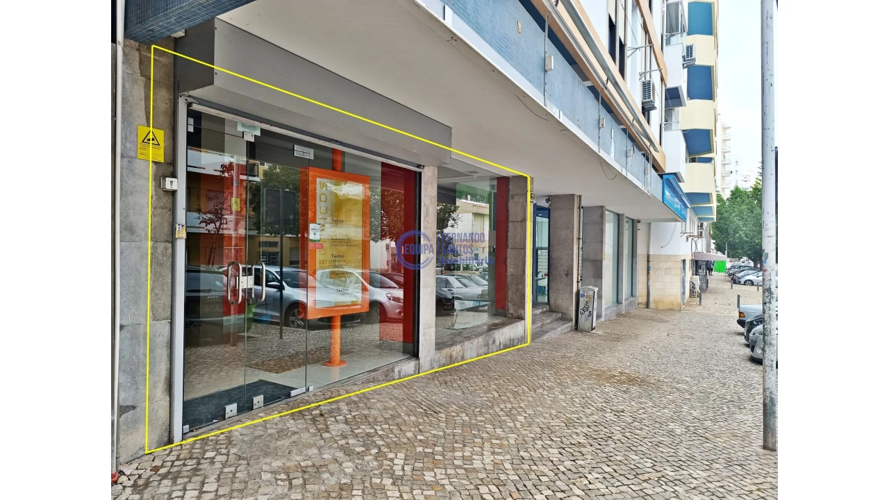 Negócio para Arrendamento em Armação de Pera Foto 15