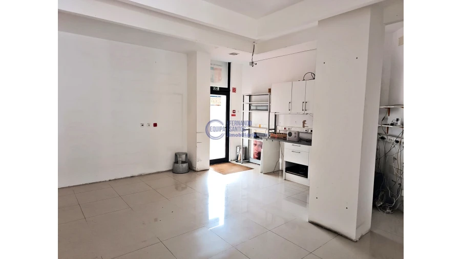 Negócio para Arrendamento em Armação de Pera Foto 6