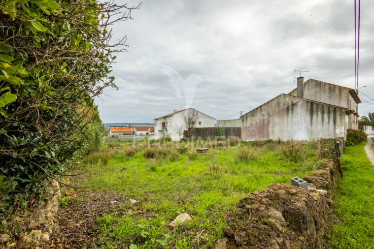 Terreno para Venda em Turquel Foto 2