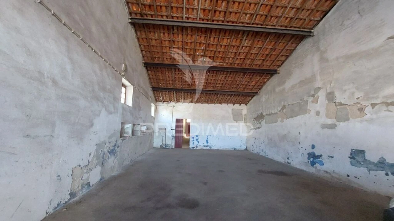 Armazém para Venda em Santa Vitória e Mombeja Foto 4