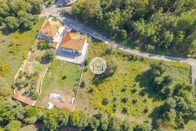 Terreno para Venda em São Cipriano e Vil de Souto