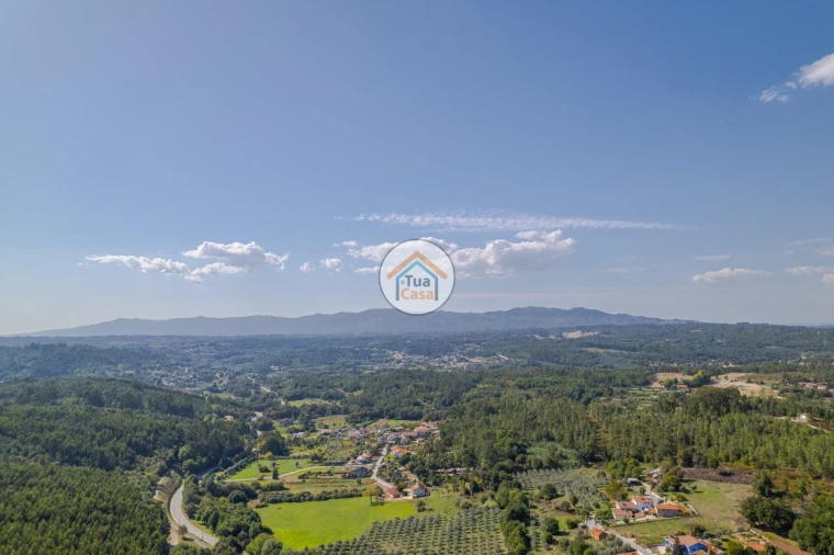 Terreno para Venda em São Cipriano e Vil de Souto Foto 13