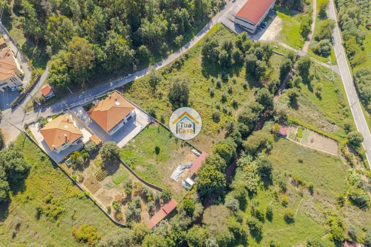 Terreno para Venda em São Cipriano e Vil de Souto Foto 12