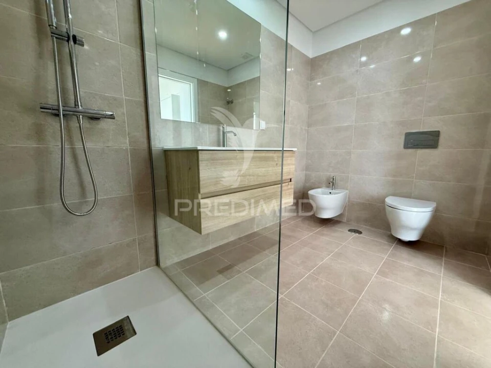 Moradia T3 para Venda em Gambia-Pontes-Alto da Guerra Foto 16