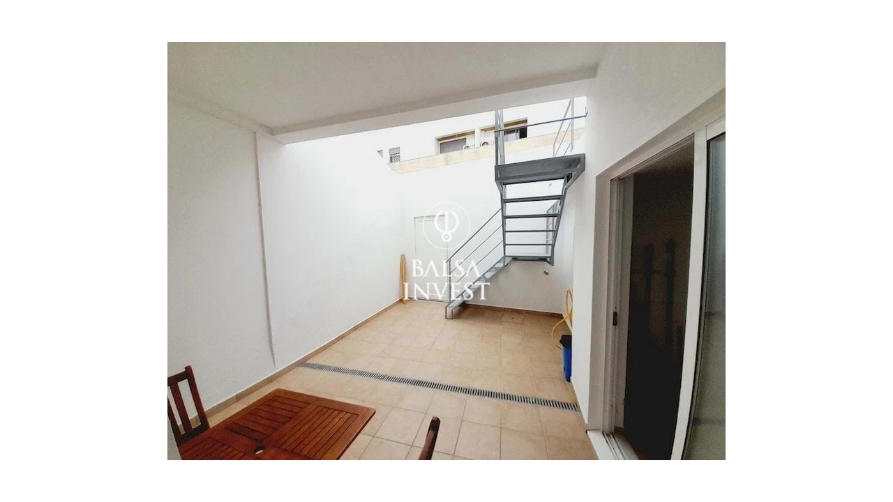 Moradia T4 para Venda em Tavira (Santa Maria e Santiago) Foto 8