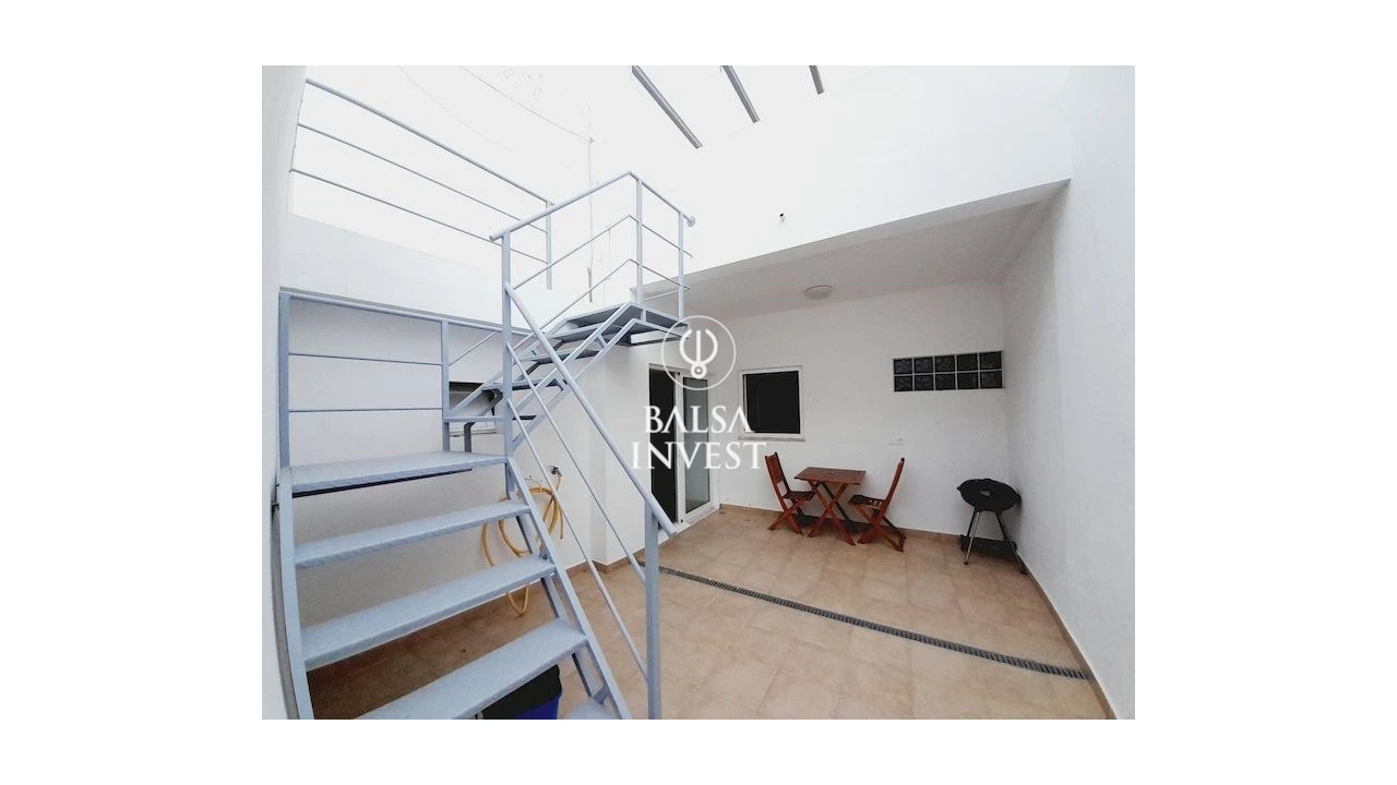 Moradia T4 para Venda em Tavira (Santa Maria e Santiago) Foto 9